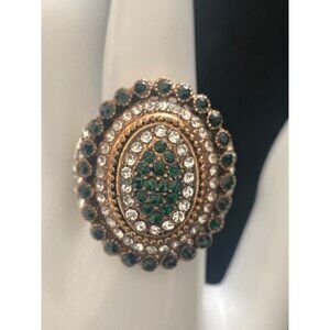 Ring Gold Tone, faceted Emerald Rhinestones with Crystal Rhinestones, 10.5 VTG
